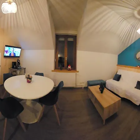 Eglantine 2 A 6 Personnes Avec Et Salle De Jeux Dans La *